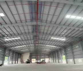 CHO THUÊ XƯỞNG 4.900m2. GIÁ 2,8 USD/M2 BÌNH DƯƠNG CŨ HCMM