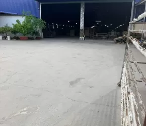 CHO THUÊ NHÀ 2.400m2 GIÁ 2,7 USD M2 TÂN UYÊN BÌNH DƯƠNG CŨ HCM,,