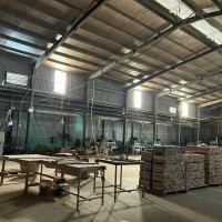 CHO THUÊ NHÀ XƯỞNG TÂN UYÊN BÌNH DƯƠNG CŨ HCM 2.100 m2 GIÁ 120 TRIỆU/THÁNG 