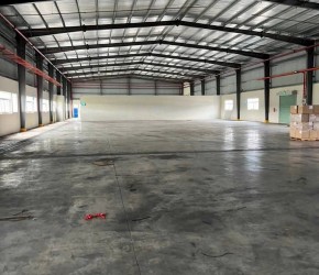 CHO THUÊ NHÀ XƯỞNG TÂN UYÊN BÌNH DƯƠNG CŨ HCM DT XƯỞNG 2.000m2 GIÁ 170 TRIỆU/ THÁNG 