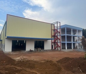 CHO THUÊ NHÀ XƯỞNG PHÚ GIÁO BÌNH DƯƠNG CŨ HCM DT XƯỞNG 7.700m2 GIÁ 3,1 USD/M2 