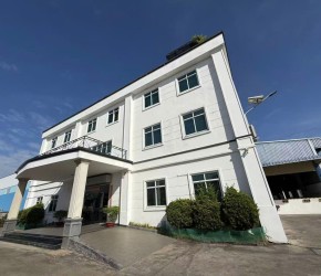 BÁN NHÀ XƯỞNG TRONG KCN BÌNH DƯƠNG CŨ HCM DT ĐẤT 6.880m2 SKK TRẢ TIỀN 1 LẦN ĐẾN 2055 GIÁ 2,5 TRIỆU USD 