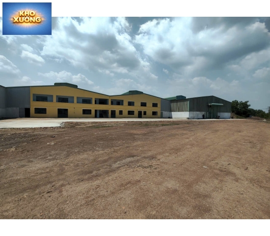 CHO THUÊ NHÀ XƯỞNG TÂN UYÊN BÌNH DƯƠNG CŨ HCM DT XƯỞNG 19.500m2 GIÁ 2,7 USD///M2 